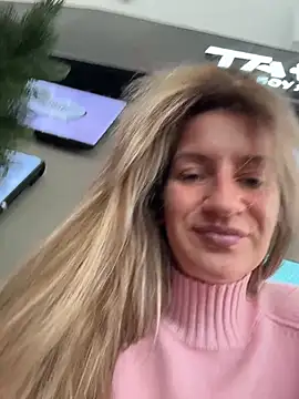 EvvaMur's cam snapshot