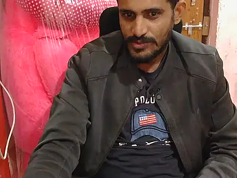 HotXKrish's cam snapshot