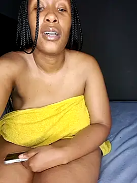 Sexyzmiranda_207's cam snapshot