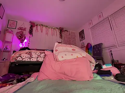 VixenCapri live sex cam