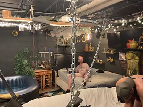 AidenMcKnight's cam snapshot