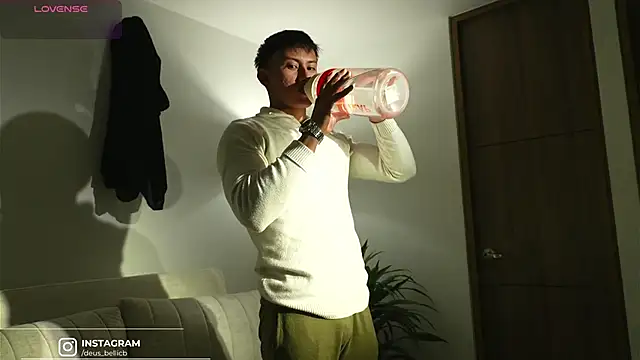 DeusbelliS live sex cam