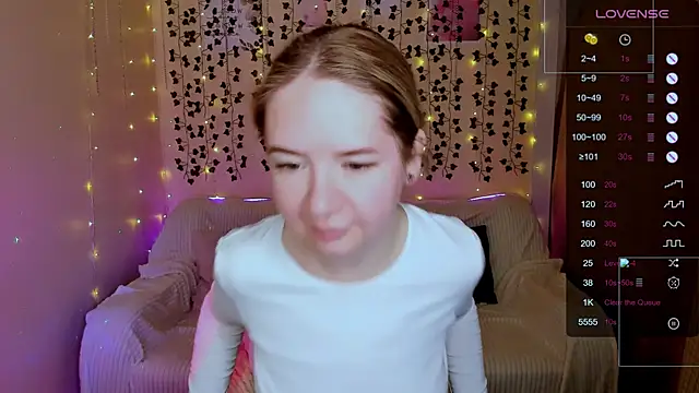 Evaa_Grey's cam snapshot