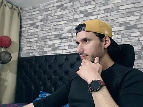 MrTyler667's cam snapshot