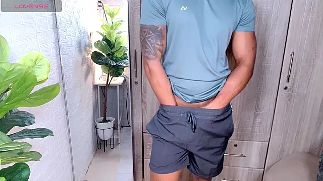 PinooyMilker's cam snapshot