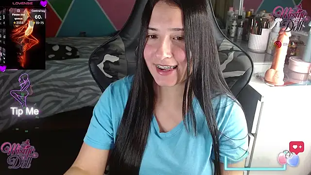 Mysticdooll69's cam snapshot