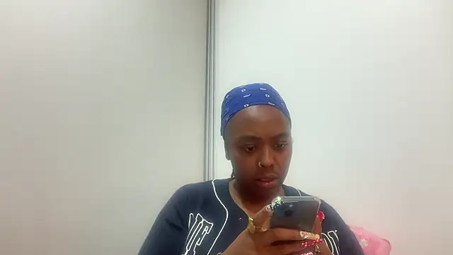 ChocolateCakeQueen's cam snapshot