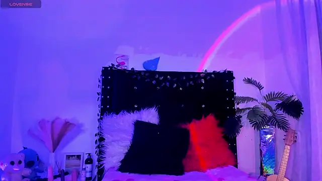 Cooperrosscute233 live sex cam