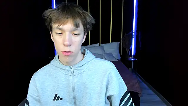 MarkBranston live sex cam