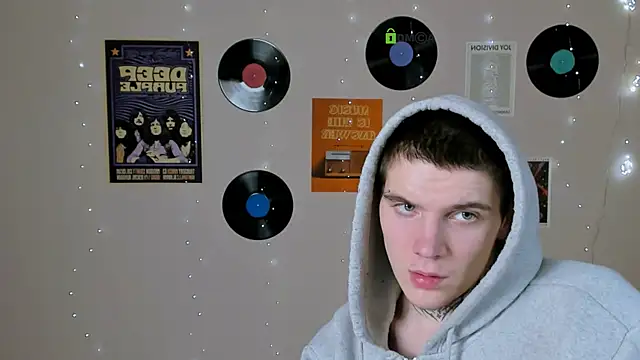 drew_soft_ live sex cam