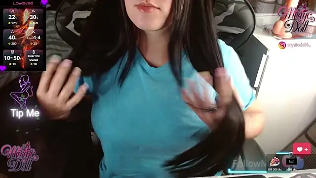 Mysticdooll69's cam snapshot