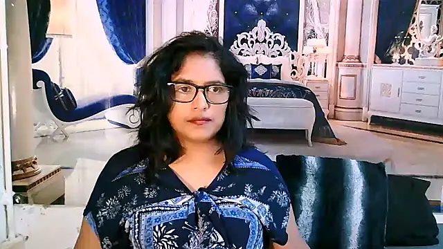 IndiaBlackPanther live sex cam