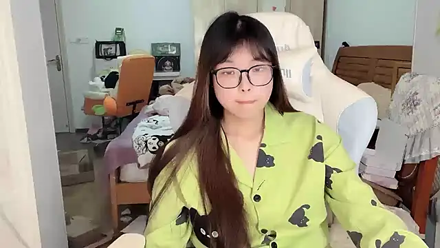 Akong11's cam snapshot