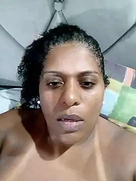 Maliaebonyfetish's cam snapshot