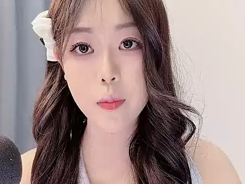 smalldaisy's cam snapshot