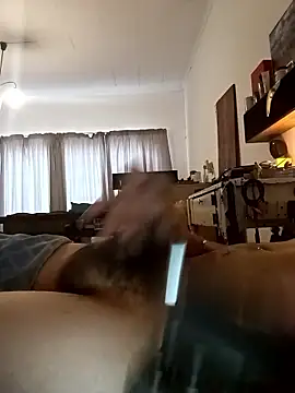 PleasingDavid1993's cam snapshot