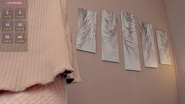 AdeleSilvy's cam snapshot