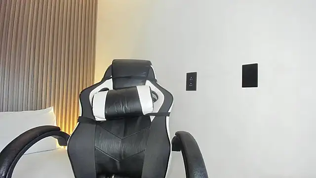 dania_miller_ live sex cam