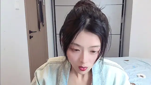 Koikoi___ live sex cam