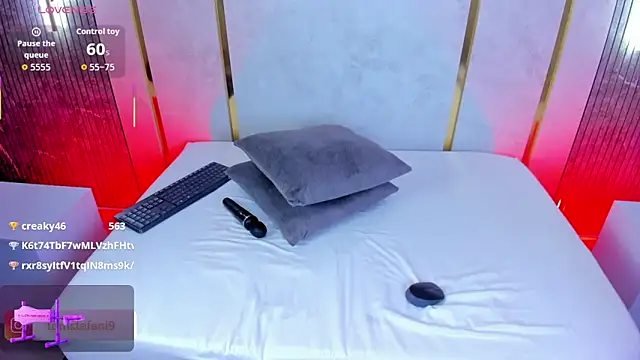 amor_smith_'s cam snapshot