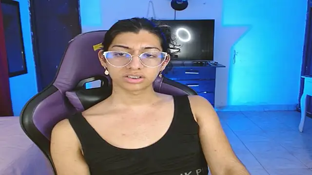 engielphoenis14 live sex cam