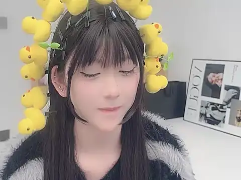 lnua-lnua live sex cam