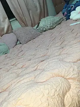 Rachellcooperrr's cam snapshot