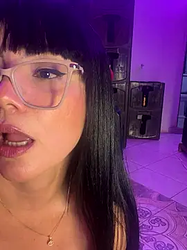 Hot_beauty__ live sex cam