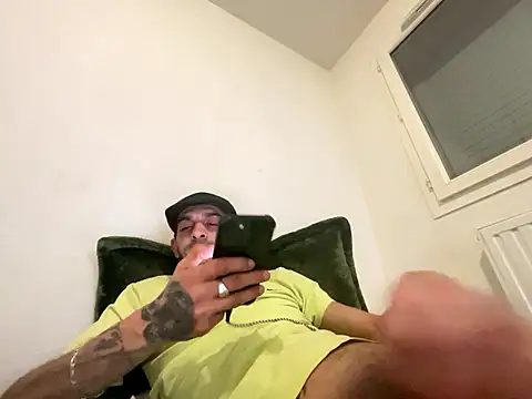 Rebeu313 live sex cam