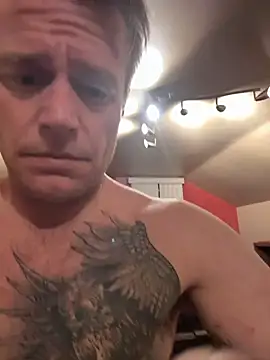 DILFiGuess1's cam snapshot