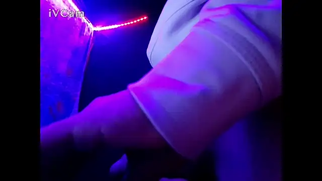 Mafiouzi live sex cam