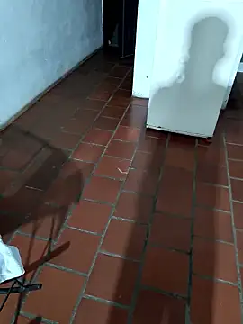 Alondra29 live sex cam