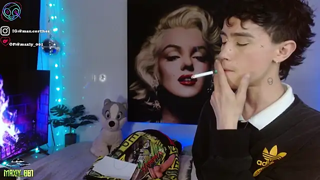 maxiy_001 live sex cam