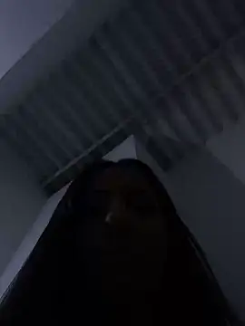 Hotbrunette_mia's cam snapshot