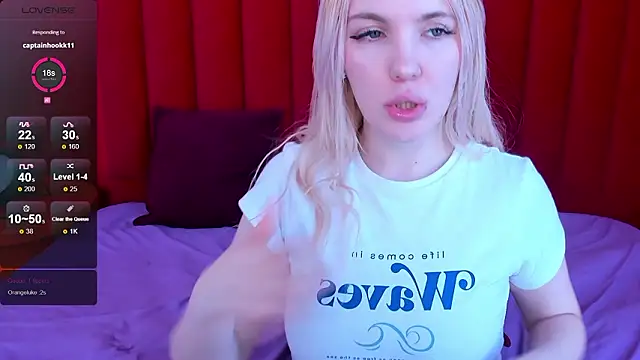 Fluffy_Monica's cam snapshot