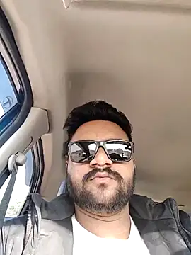 Shikaari013's cam snapshot