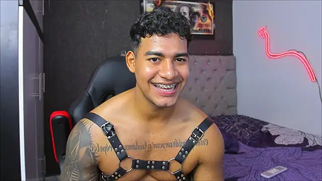 luigi_hot_ live sex cam