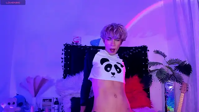 Cooperrosscute233 live sex cam