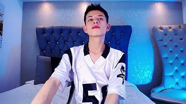 MaikCarver live sex cam