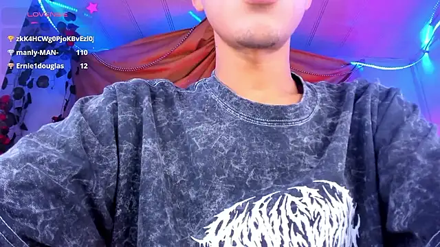 Ethan_Boyy live sex cam