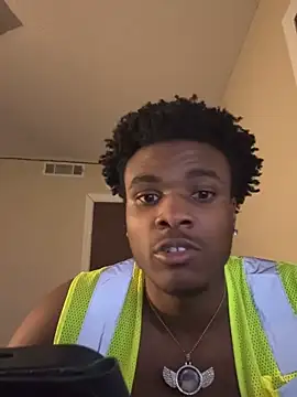 Bigdicktrick227 live sex cam