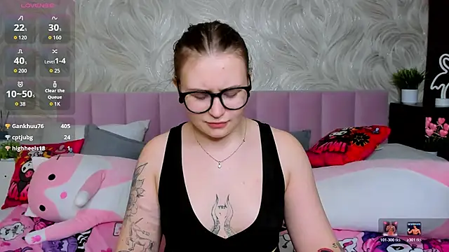 MilanaXHoney's cam snapshot