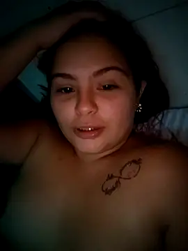 yatzuriperrita live sex cam