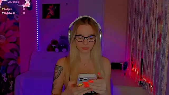 LilKittyX's cam snapshot