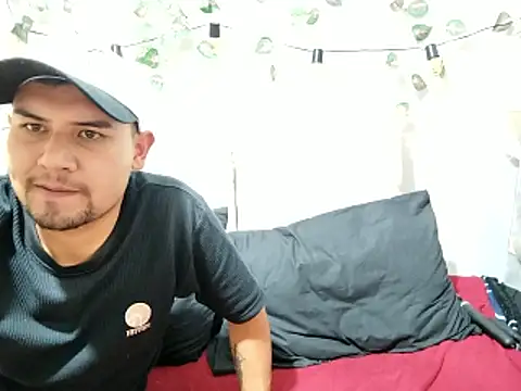 White_Queen_1 live sex cam