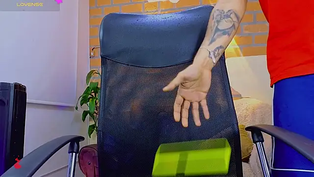 Dylanstonne live sex cam