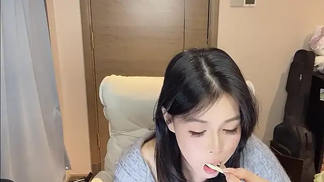 Koi-00's cam snapshot