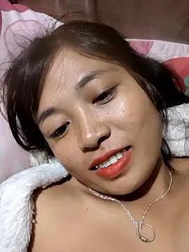 miumiu_sexy2x's cam snapshot