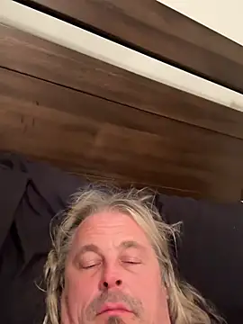 zeus337's cam snapshot