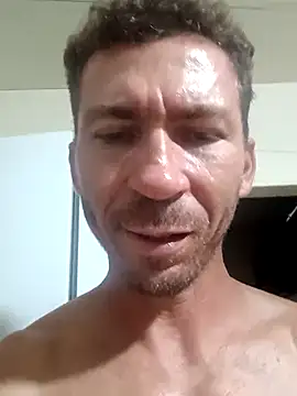 RobertoLuiz84's cam snapshot